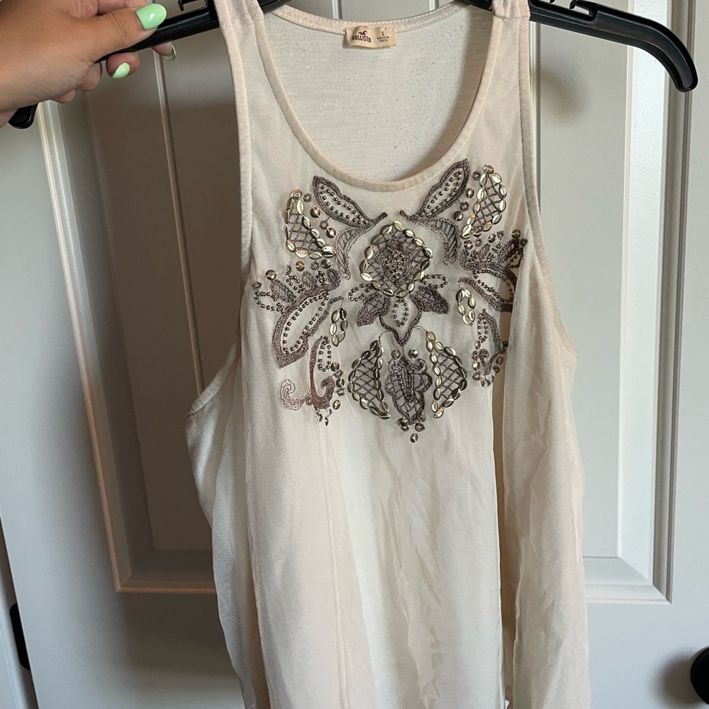 Hollister Cream Sleeveless Top